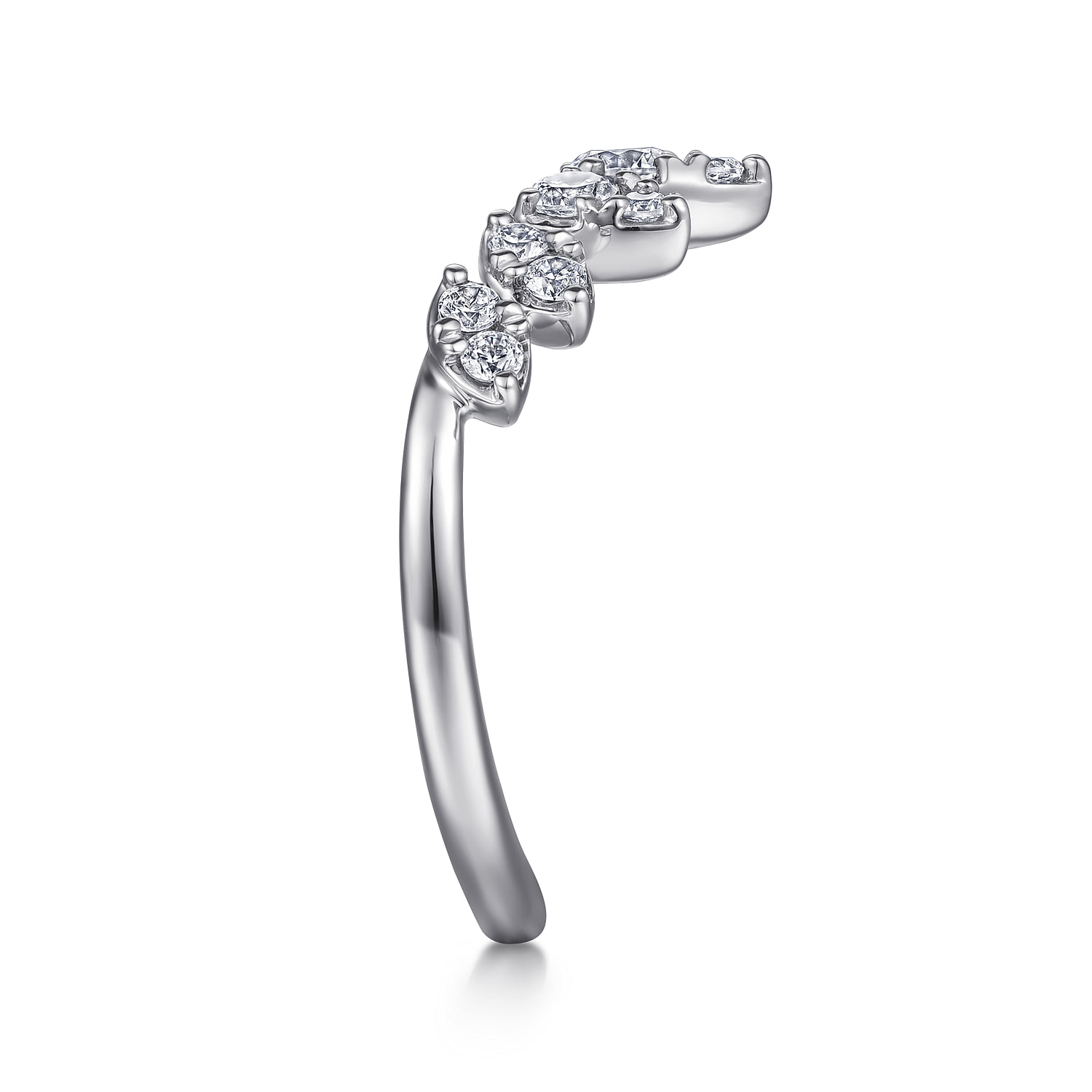 Diamond Chevron Ring in 14K White Gold, photograph 4