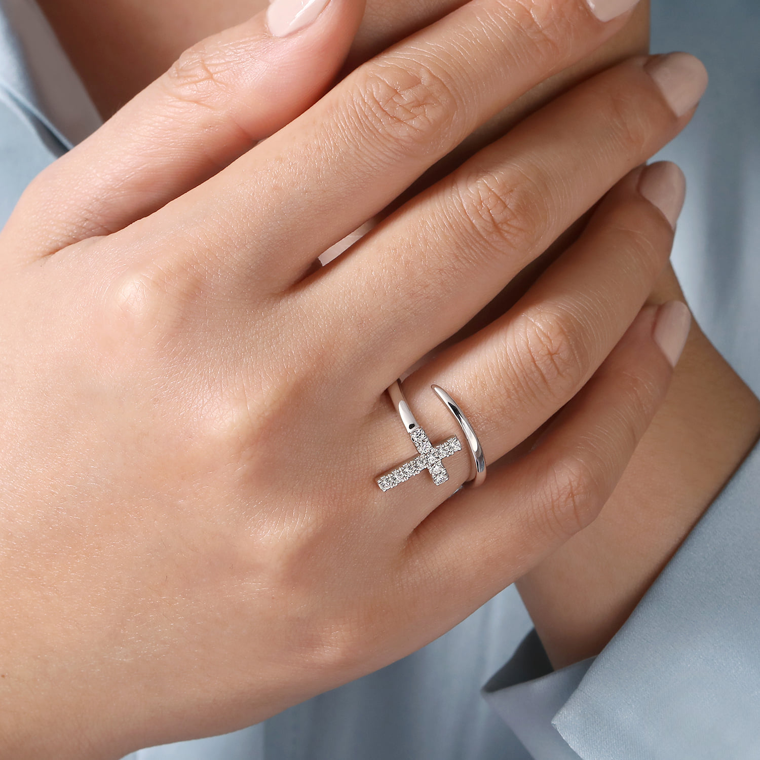 Diamond Cross Bypass Ring in 14K White Gold, photograph 5