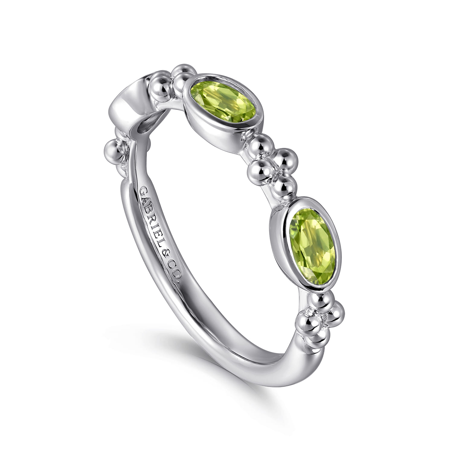 Bujukan Peridot Fashion Ladies Ring in Sterling Silver, photograph 3