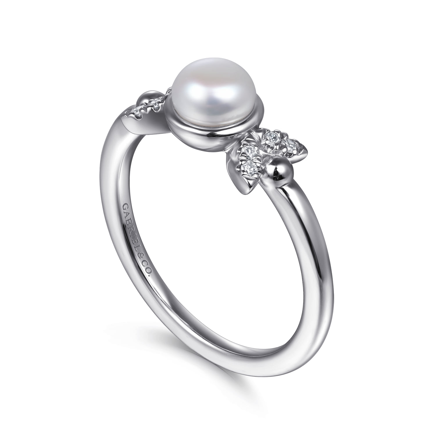 Diamond Bujukan Pearl Ladies Ring in Sterling Silver, photograph 3