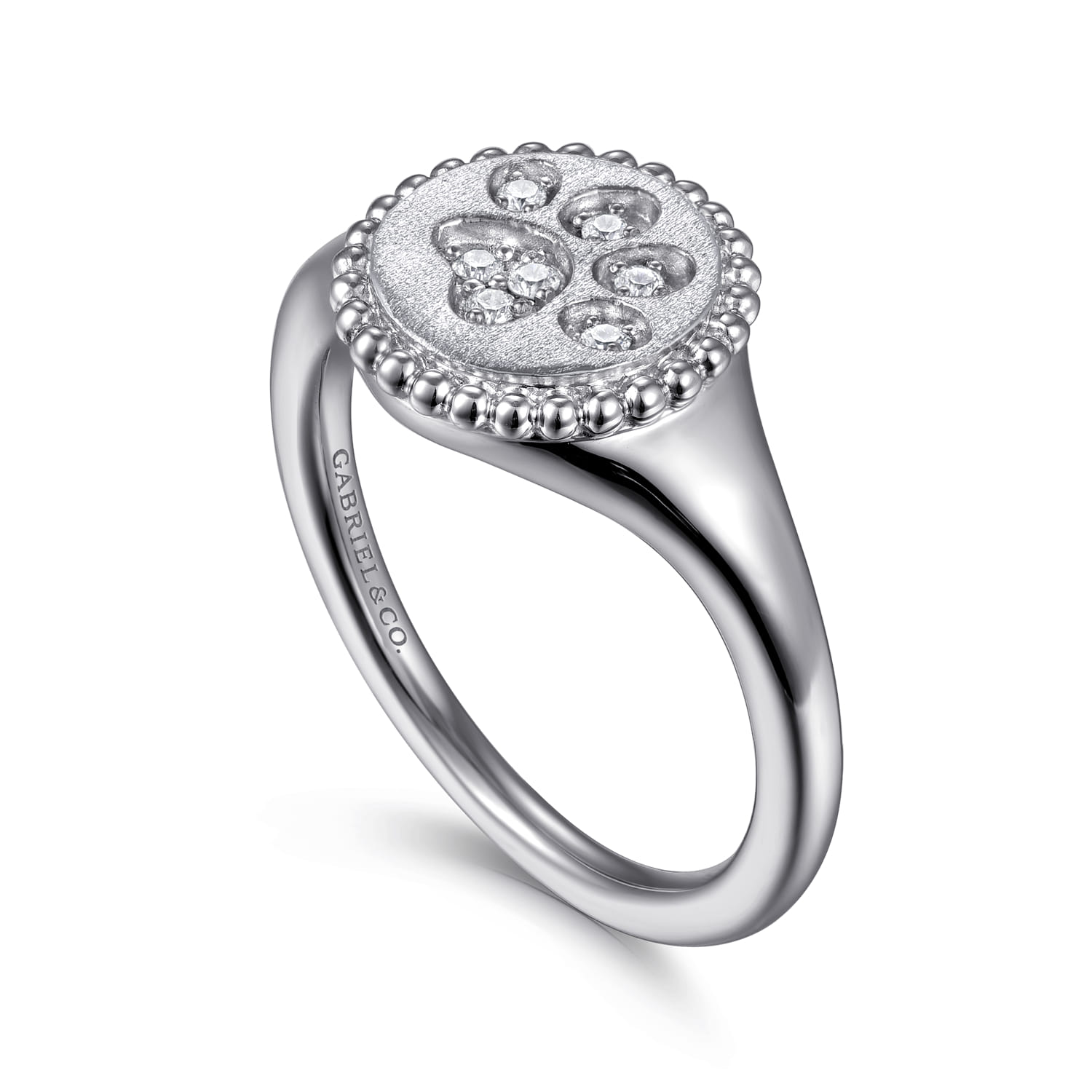 Diamond Bujukan Paw Print Medallion Ladies Ring in Sterling Silver, photograph 3