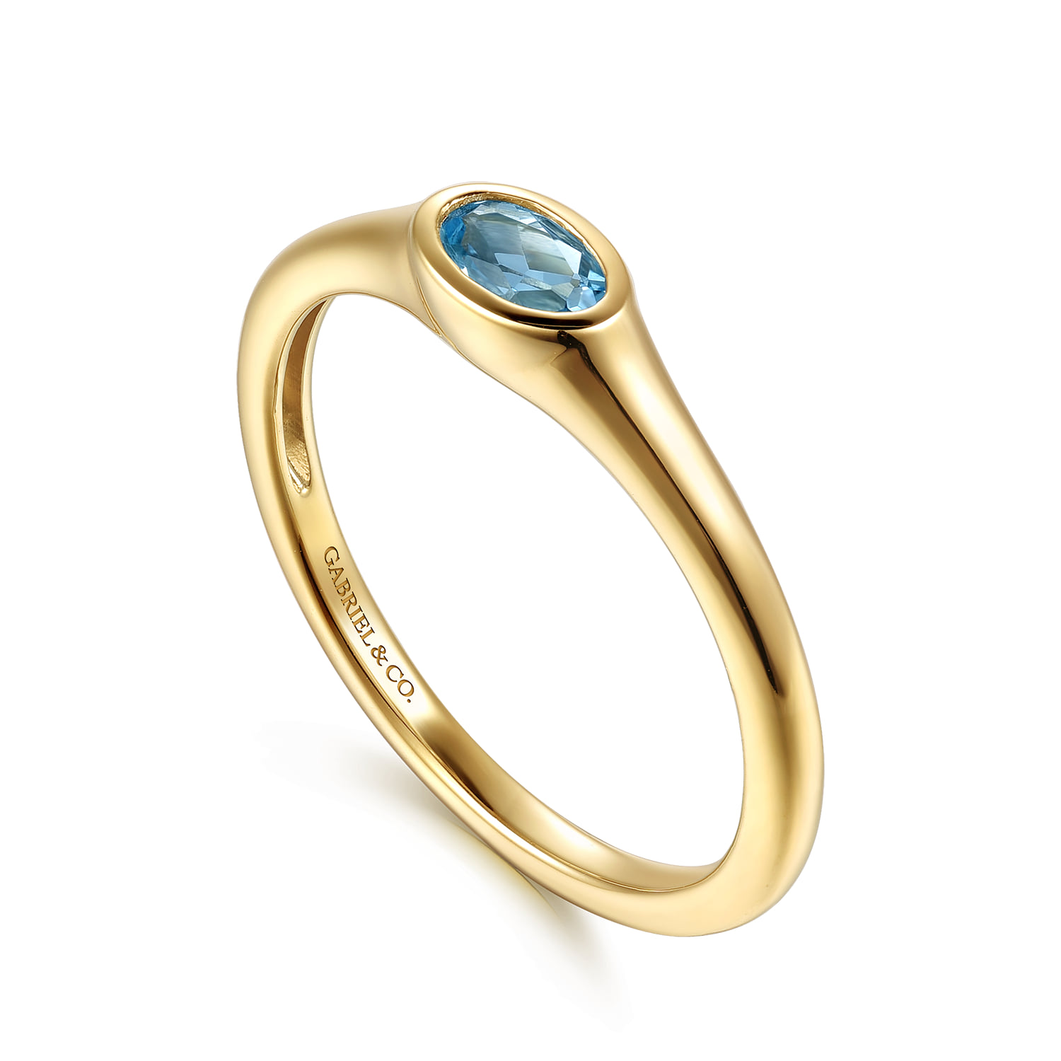Blue Topaz Signet Ring in 14K Yellow Gold, photograph 3