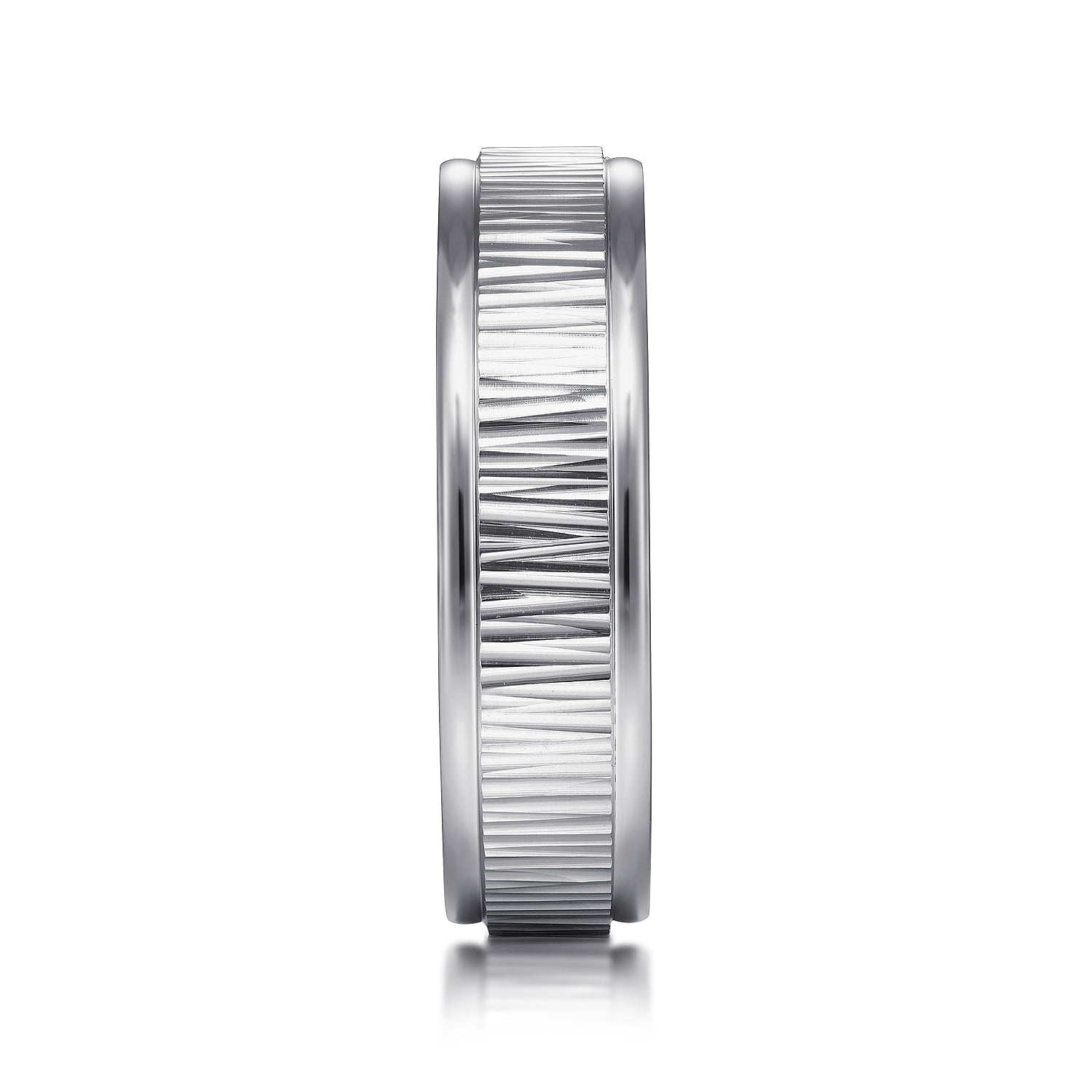 6mm - Men's Wedding Band with Vertical Etching in 14K White/Yellow Gold, photograph 4