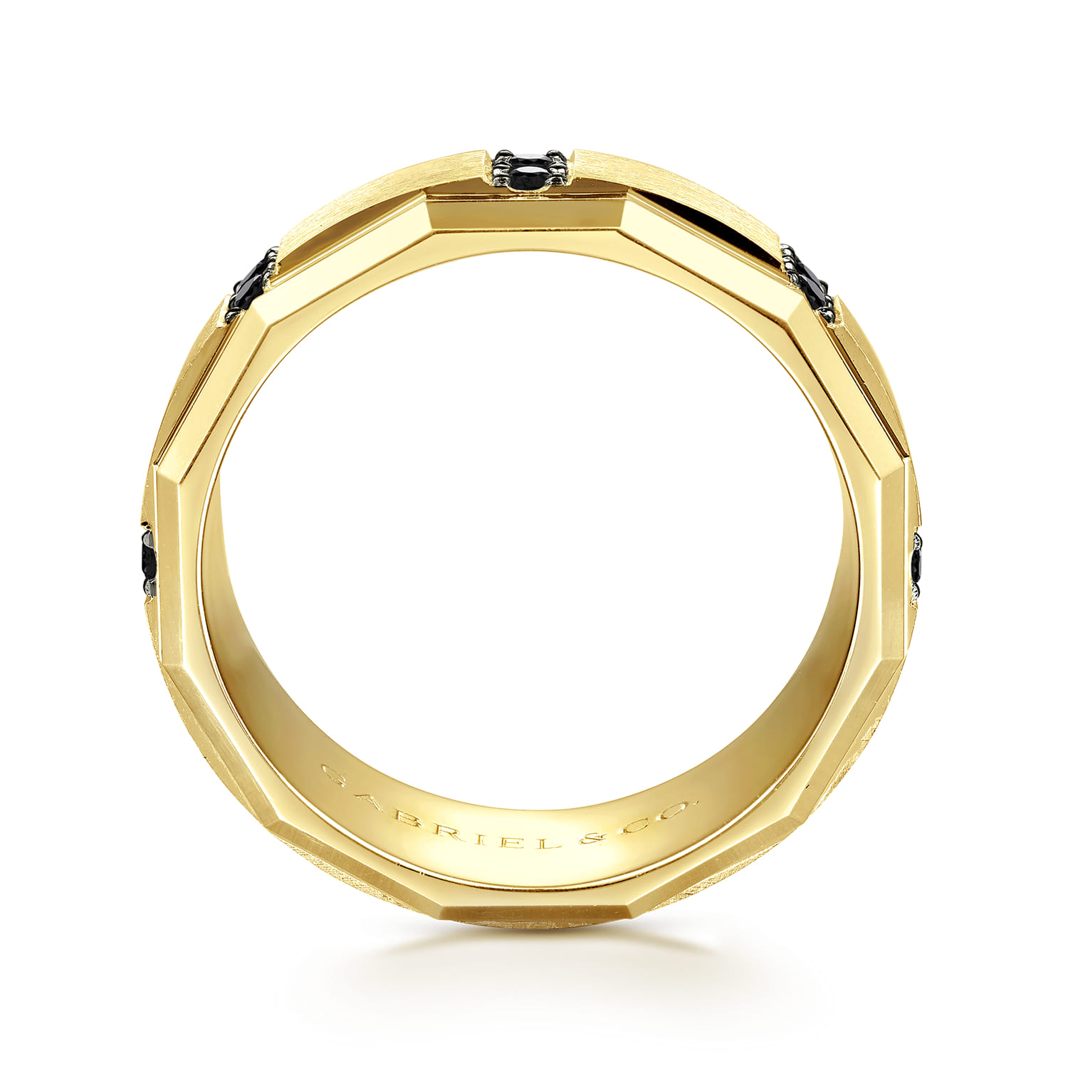 Black Diamond Men's Wedding Ring in Satin Finish in 14K Yellow Gold, photograph 2