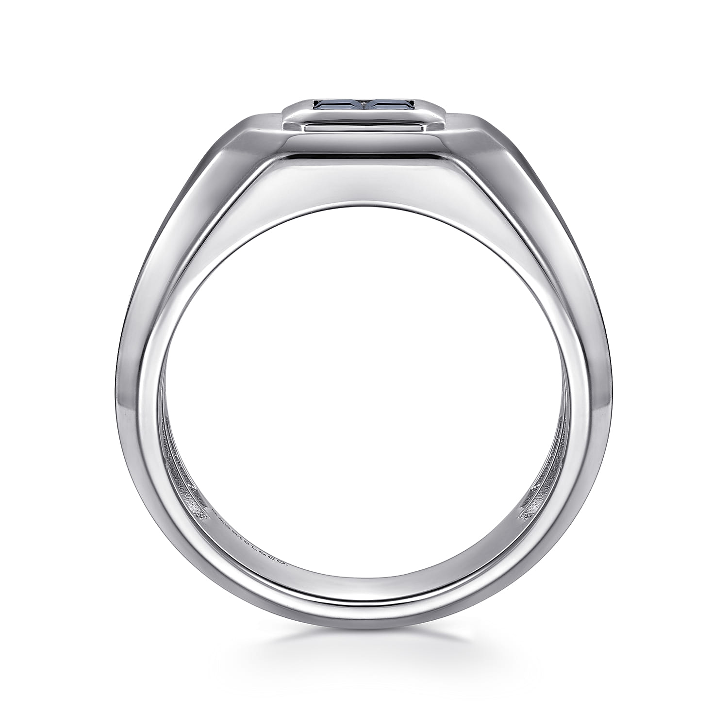 Signet Ring with Princess Cut Sapphires in Sterling Silver, photograph 2