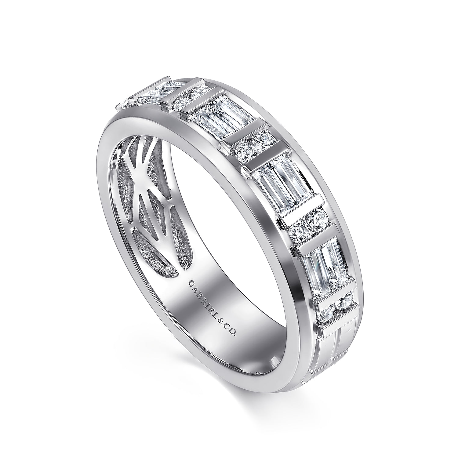 Diamond Men's Wedding Ring in High Polish Finish in 14K White Gold, photograph 3