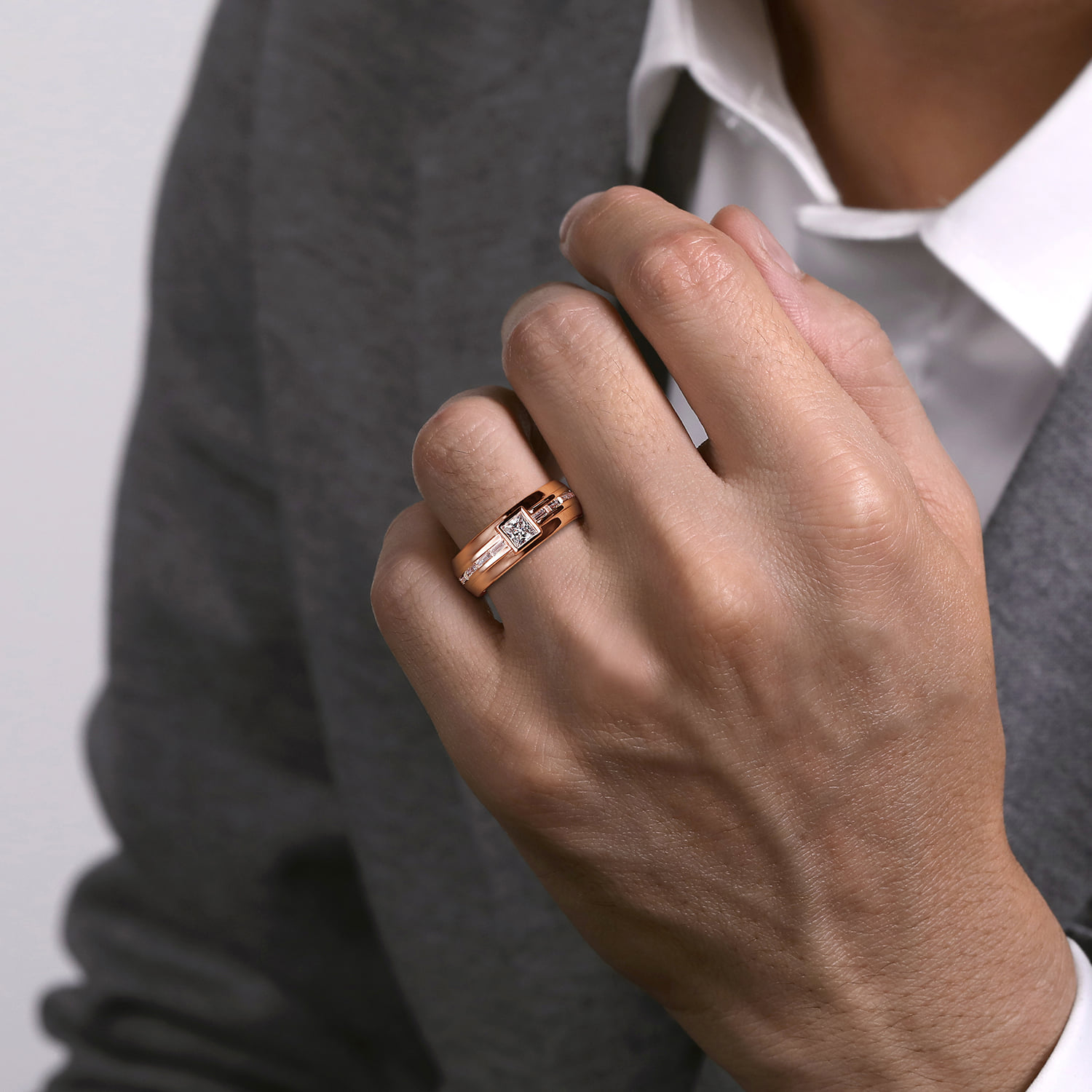 Diamond Mens Engagement Ring in High Polished Finish in 14K Rose Gold, photograph 5