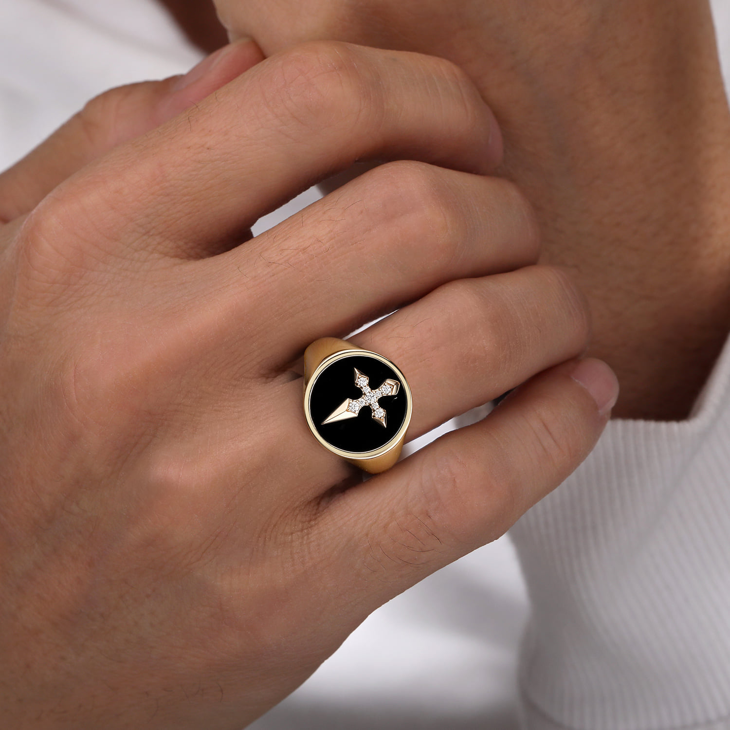 Wide Diamond and Onyx Cross Signet Ring in 14K Yellow Gold, photograph 6