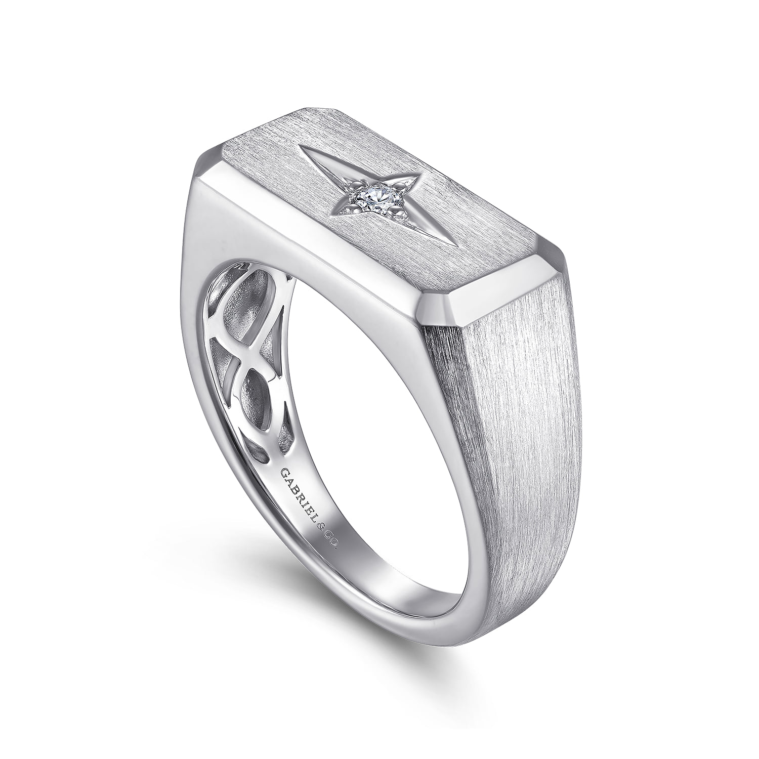 Wide North Star Ring in Satin Finish in Sterling Silver, photograph 3
