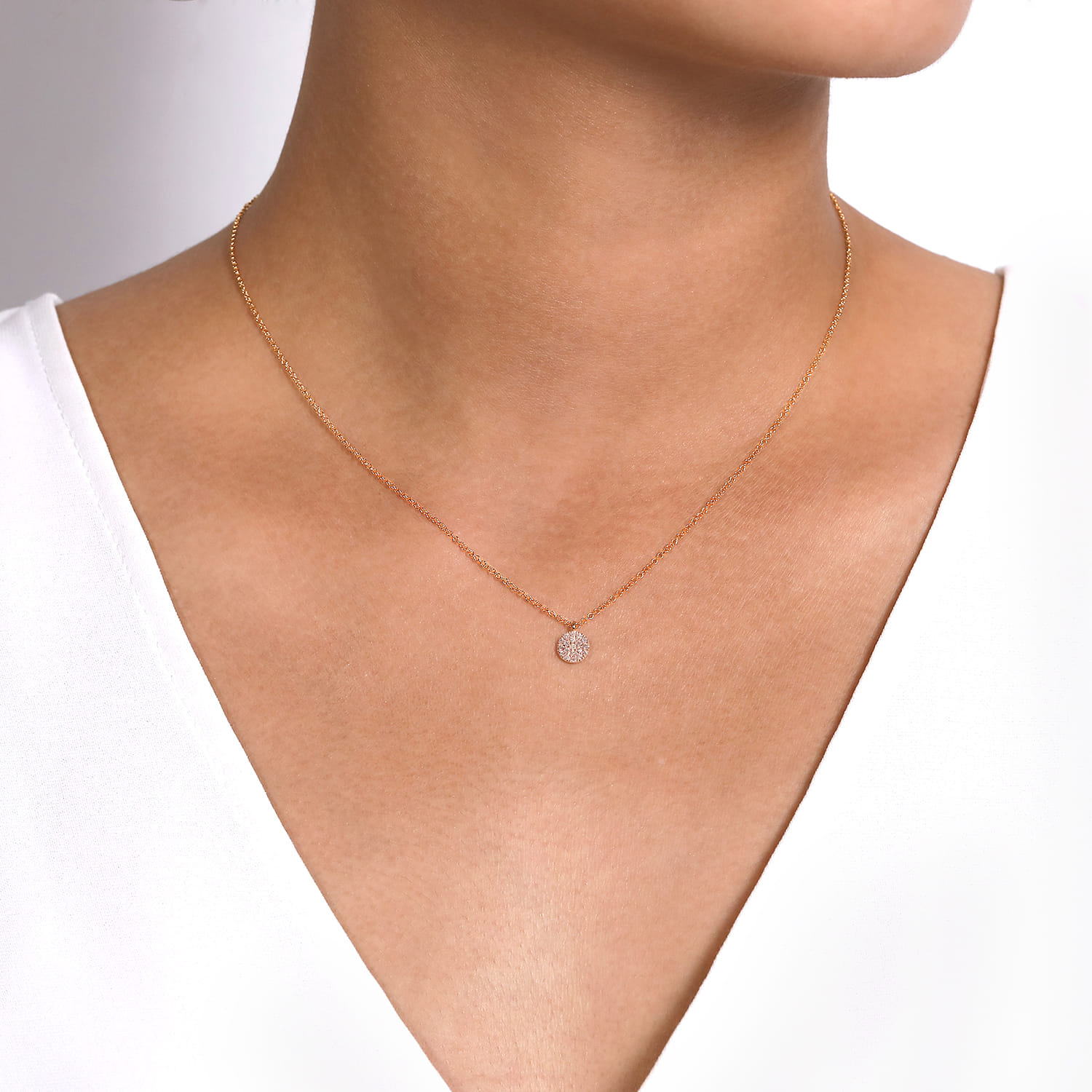 Pave Diamond Disc Pendant Necklace in 14K Rose Gold, photograph 3