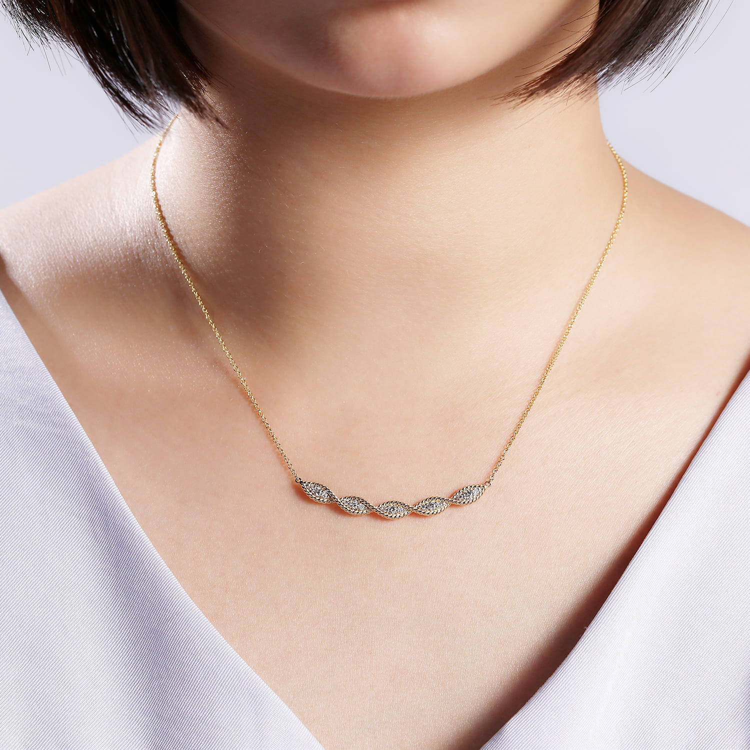 Twisted Rope Curved Diamond Bar Necklace in 14K Yellow Gold, photograph 3