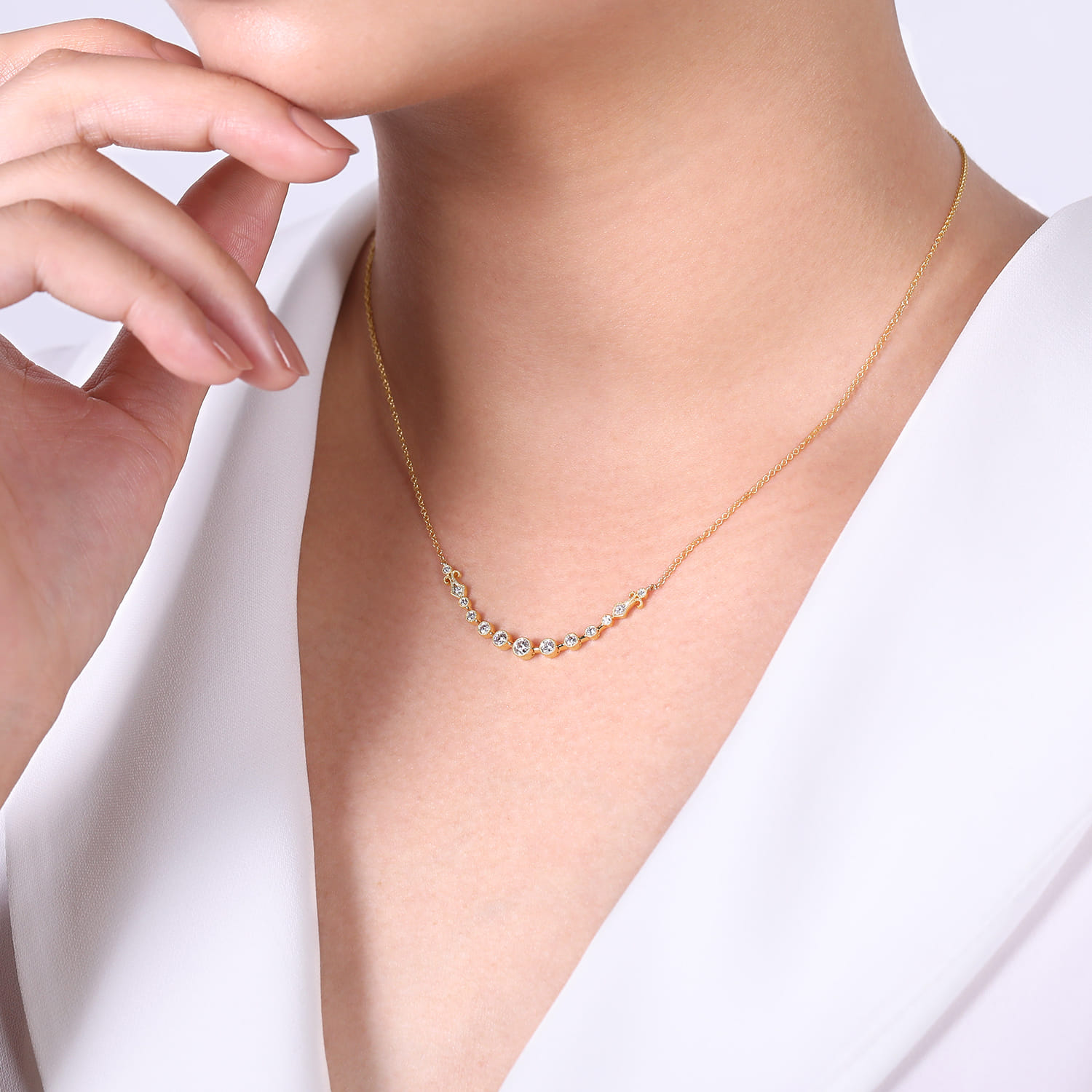 Milgrain Bezel Set Diamond Curved Bar Necklace in 14K Yellow Gold, photograph 3