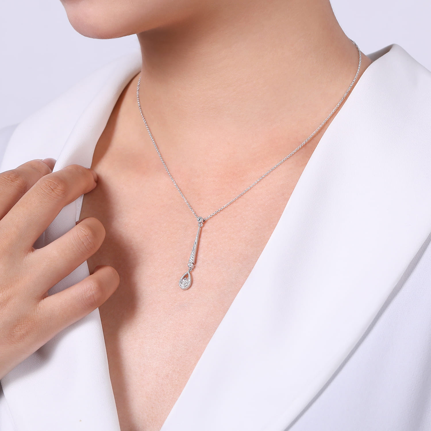 Diamond Bar and Teardrop Necklace in 14K White Gold, photograph 3