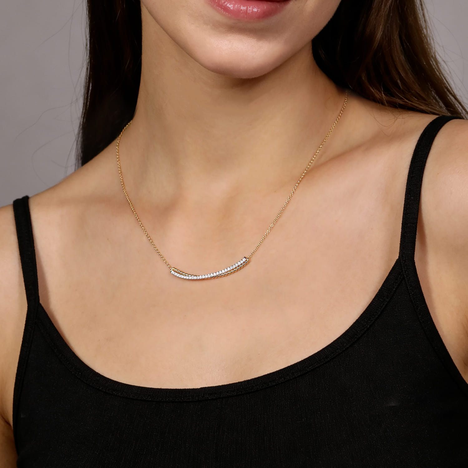 Bar Necklace Curved Diamond 0.3ct Bujukan in 14K White/Yellow Gold, photograph 3