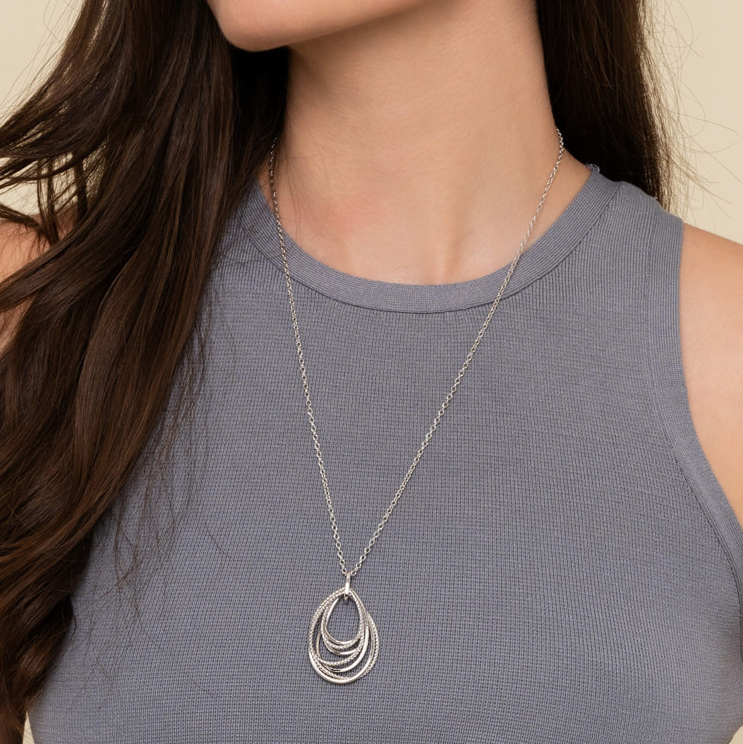 Pendant Necklace Teardrop in Sterling Silver, photograph 3