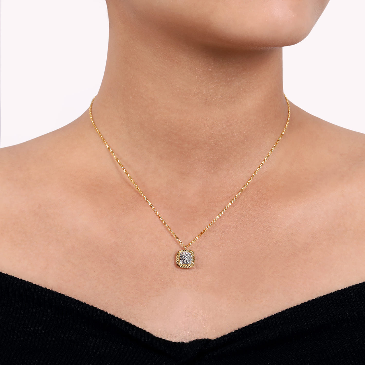 Square Pave Diamond Pendant Necklace with Twisted Rope Frame in 14K Yellow Gold, photograph 3