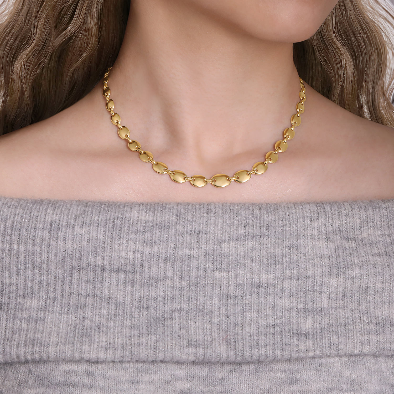 Graduating Bead Station Necklace in 14K Yellow Gold, photograph 3
