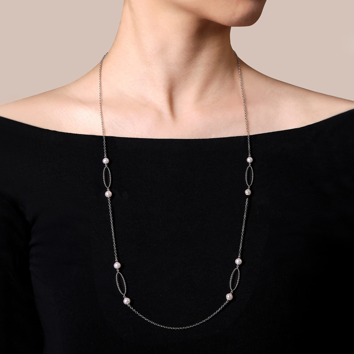 Bujukan Link and Pearl Station Necklace in Sterling Silver, photograph 3