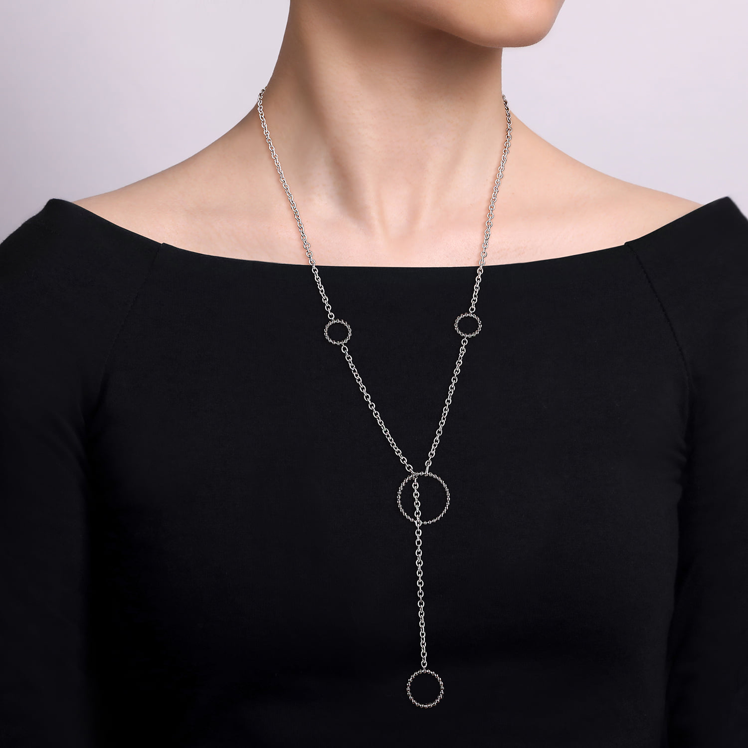 Bujukan Y Necklace in Sterling Silver, photograph 3