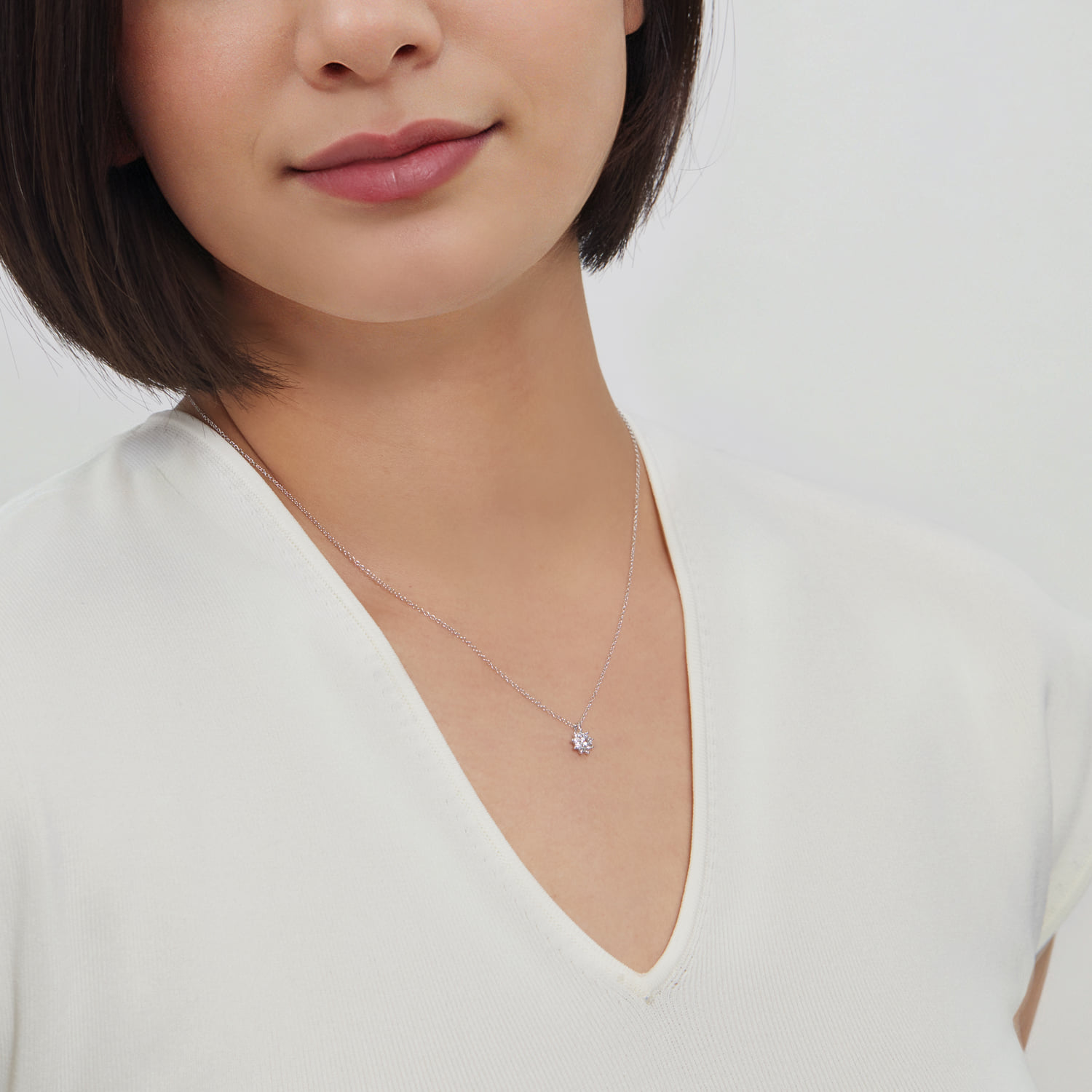 White Sapphire Cluster Pendant Necklace in 14K White Gold, photograph 4