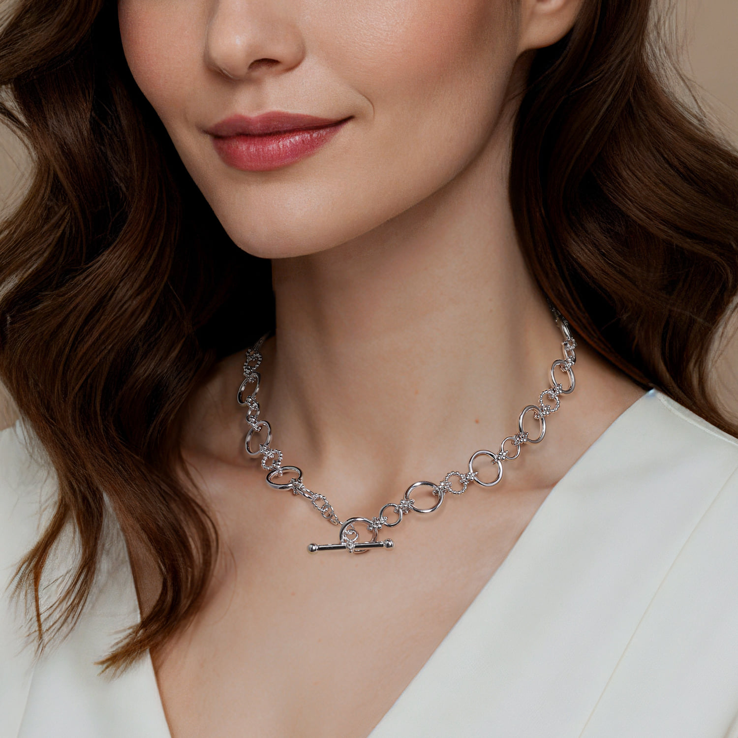 Bujukan Link Necklace in Sterling Silver, photograph 4
