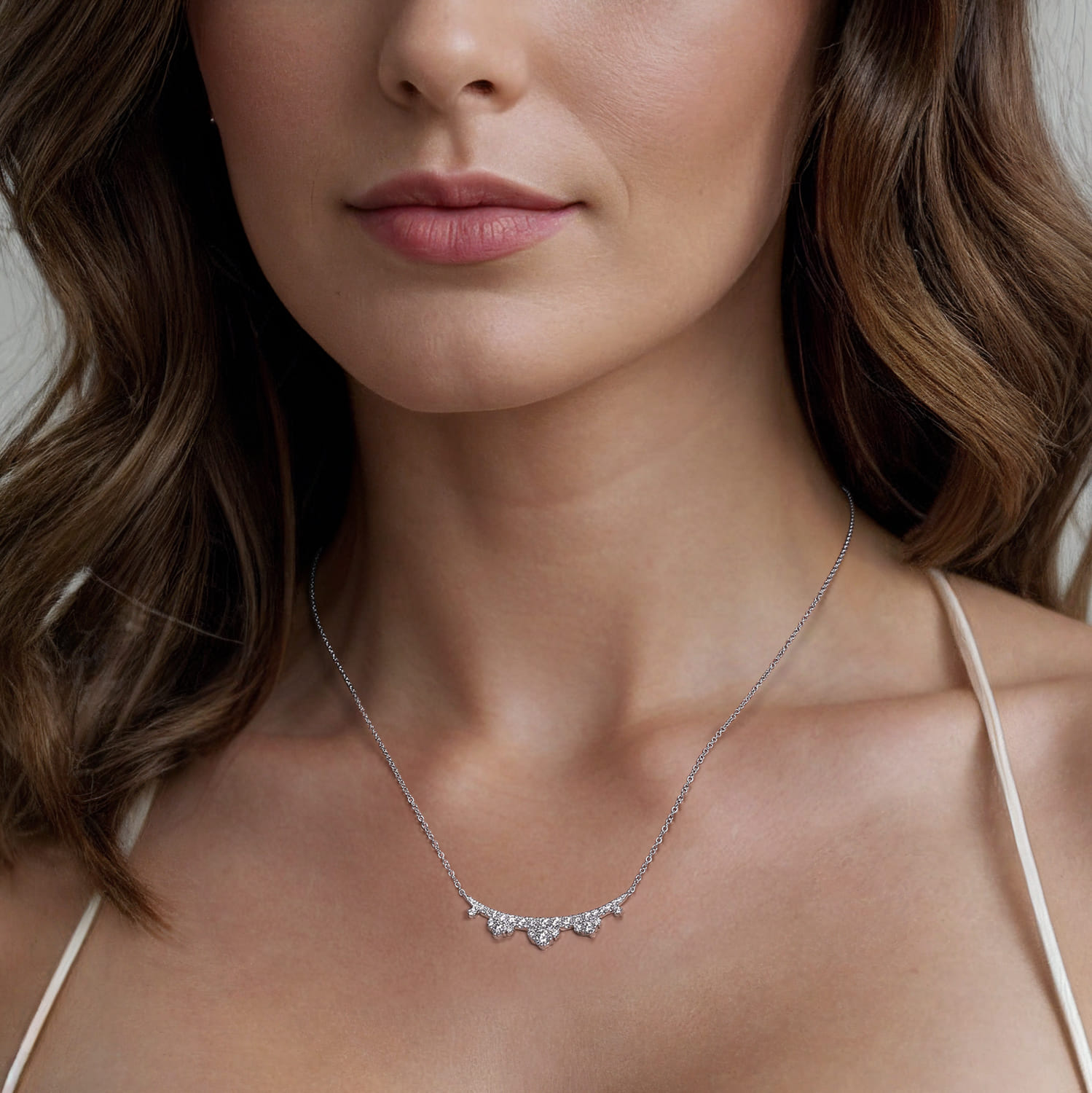 Graduating Diamond Bar Necklace in 14K White Gold, photograph 4