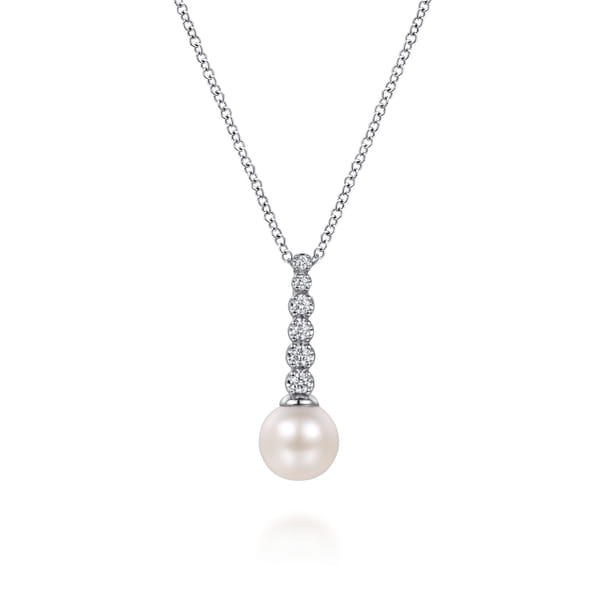 14K White Gold Graduating Diamond and Pearl Drop Necklace
