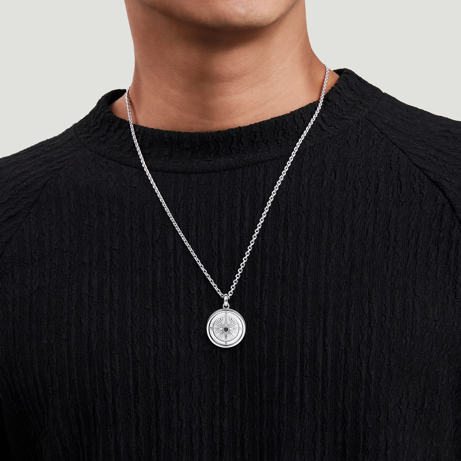 22 Inch Black Spinel Compass Pendant Necklace in Sterling Silver, photograph 4