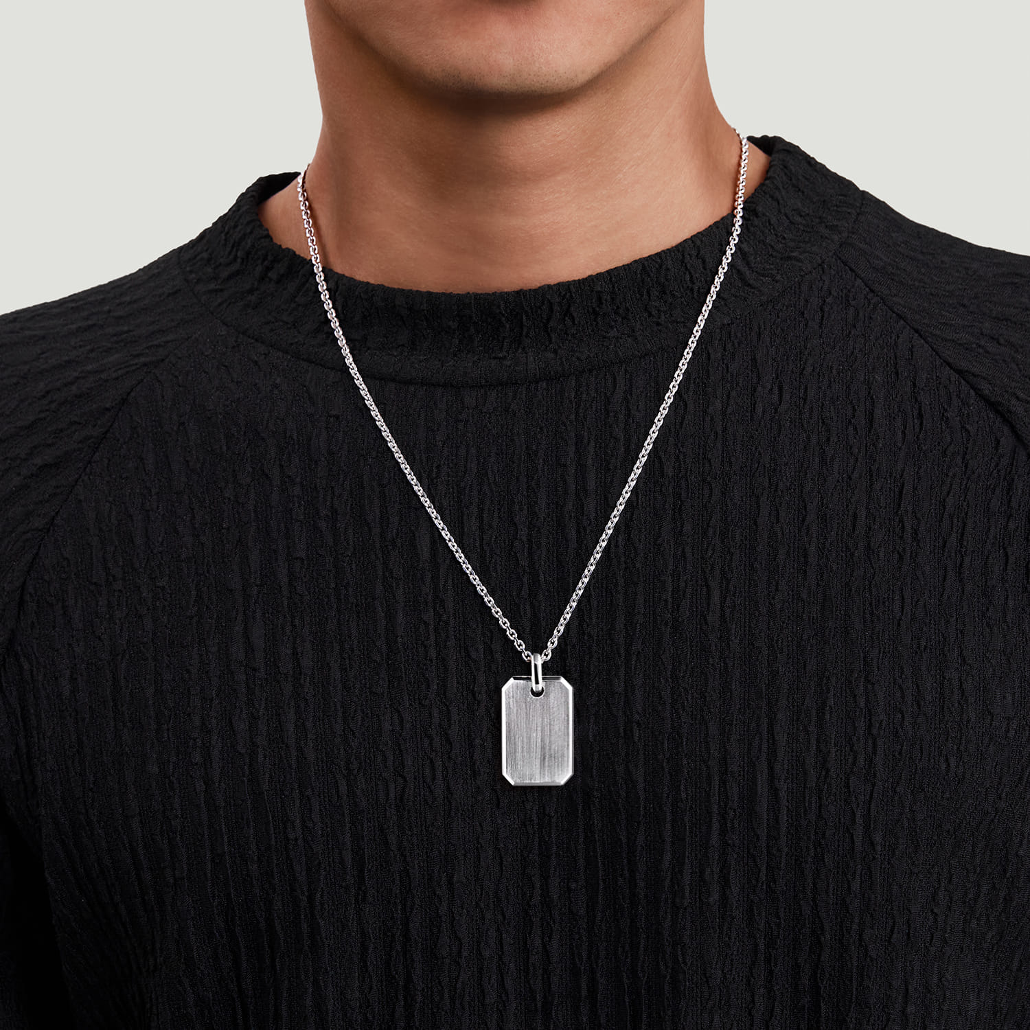 22 Inch Dog Tag Pendant Necklace in Sterling Silver, photograph 4