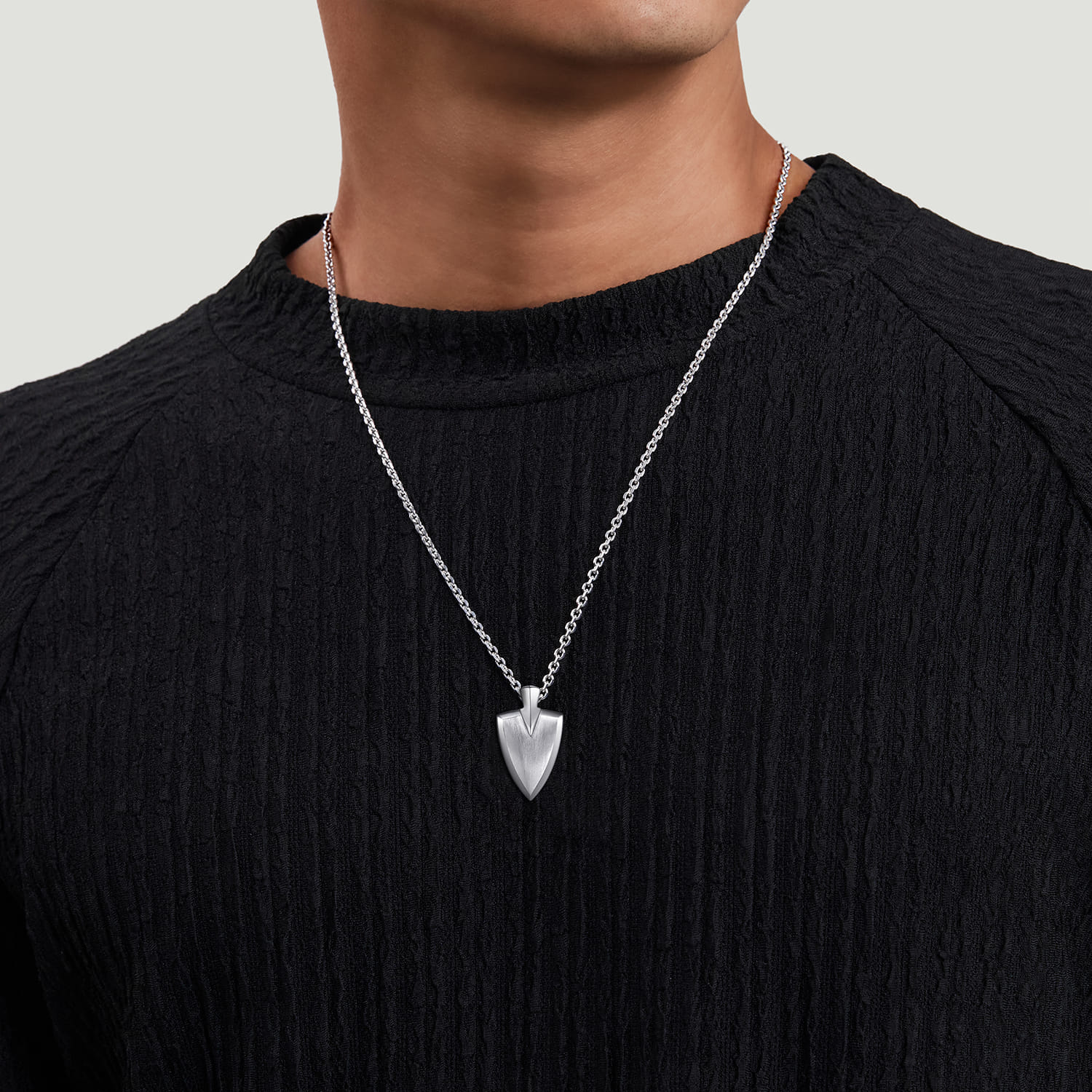 22 Inch Wheat Arrowhead Pendant Necklace in Sterling Silver, photograph 4
