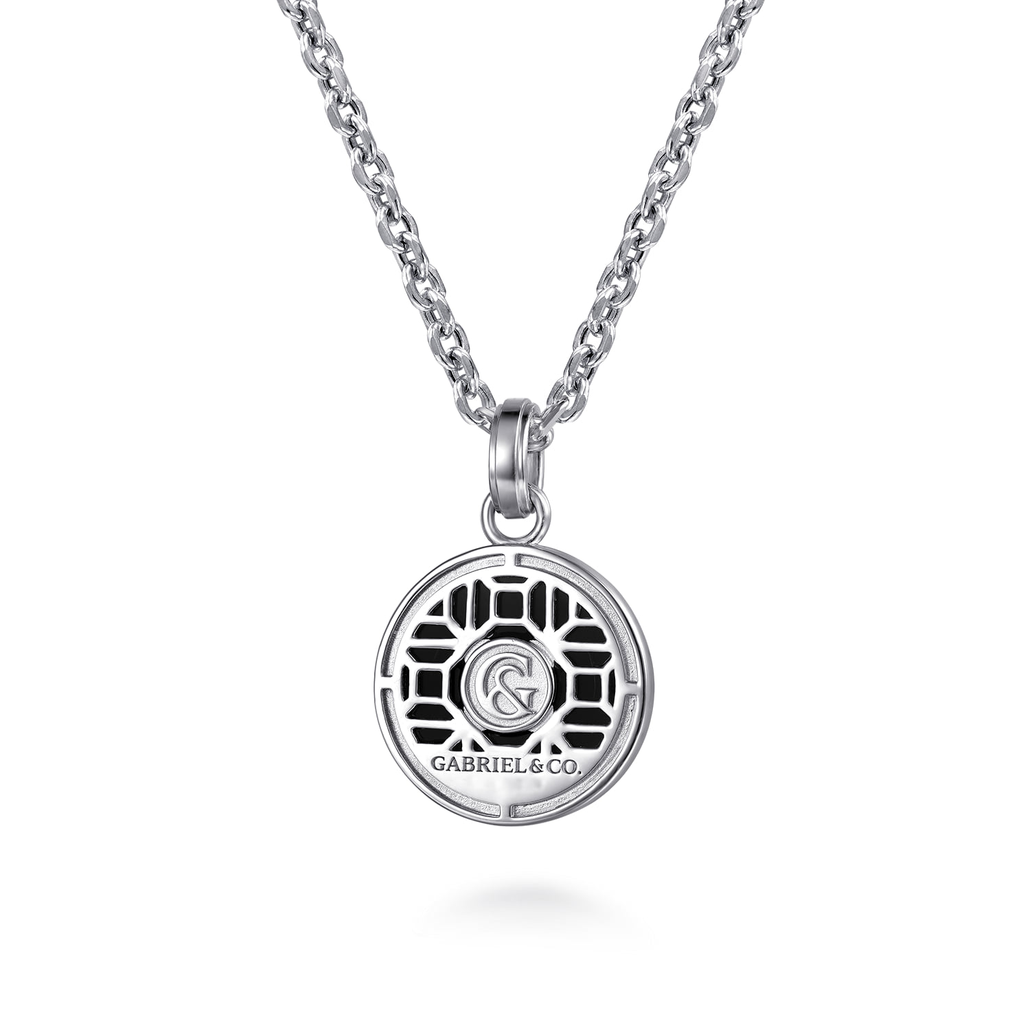 22 Inch Onyx with Skull Pendant Necklace in Sterling Silver, photograph 2