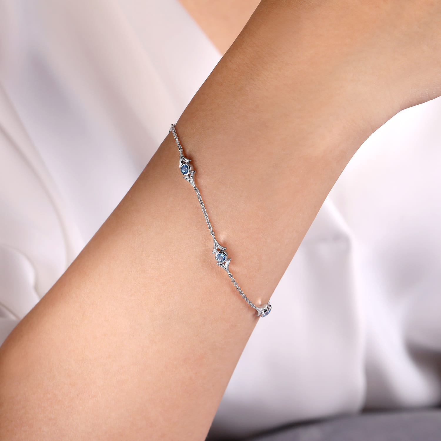 Swiss Blue Topaz Station Bracelet in Sterling Silver, photograph 3