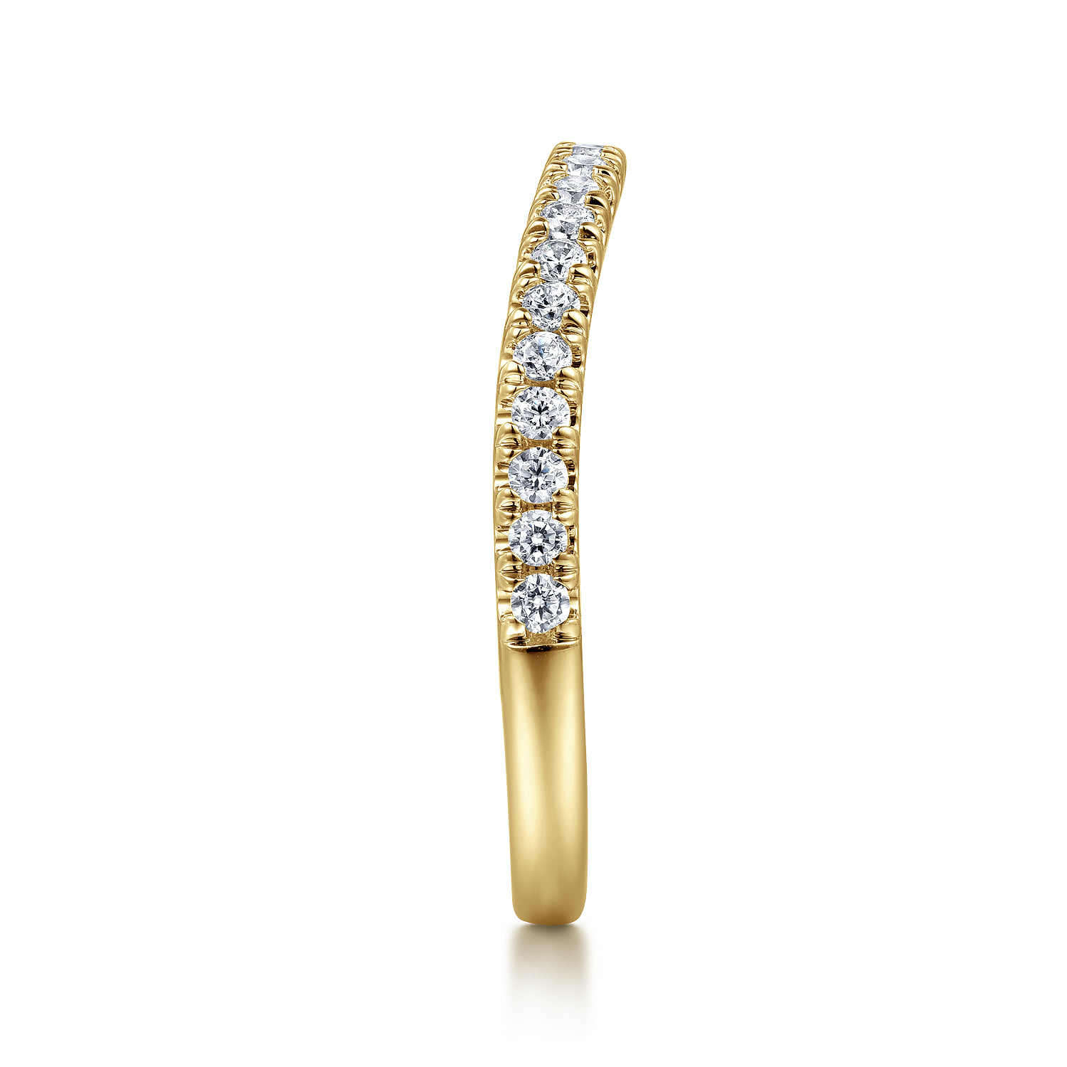 Diamond Wedding Band in 14K Yellow Gold, photograph 4