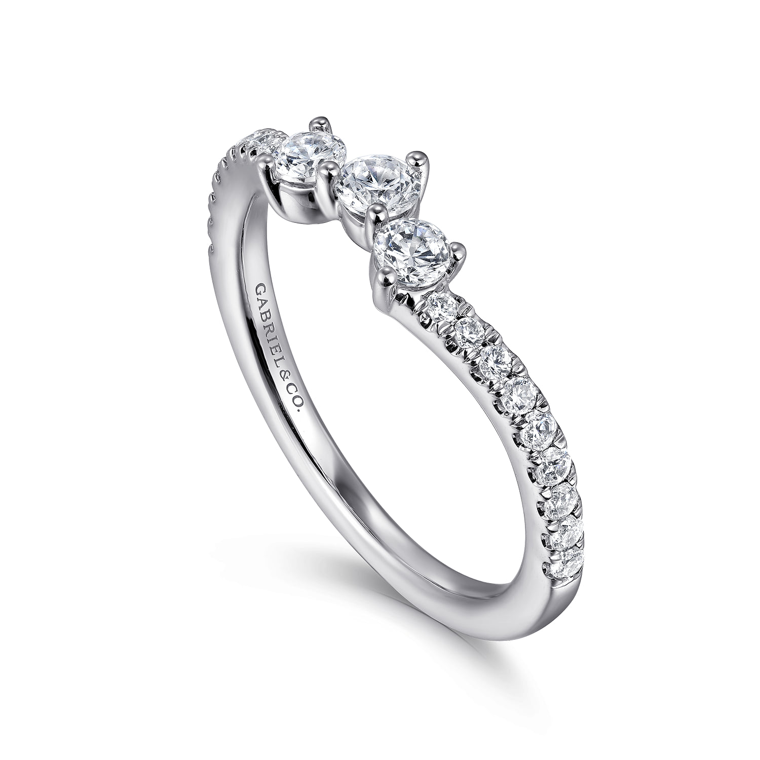 Diamond Wedding Band in 14K White Gold, photograph 3