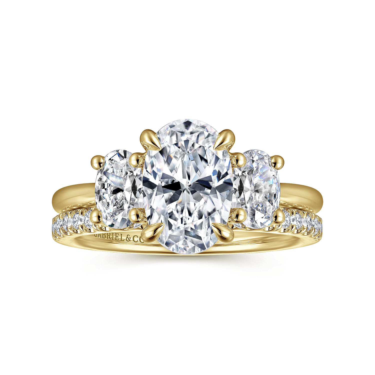 Diamond Wedding Band in 14K Yellow Gold, photograph 4