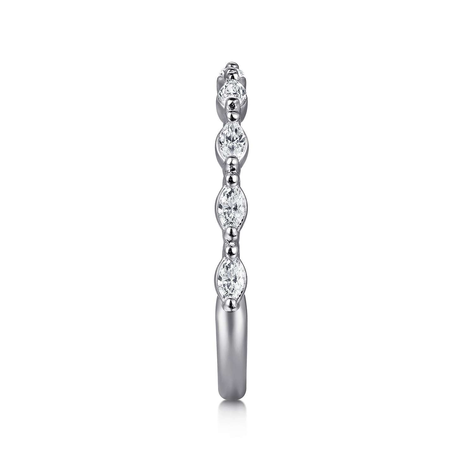 Diamond Wedding Band in 14K White Gold, photograph 5