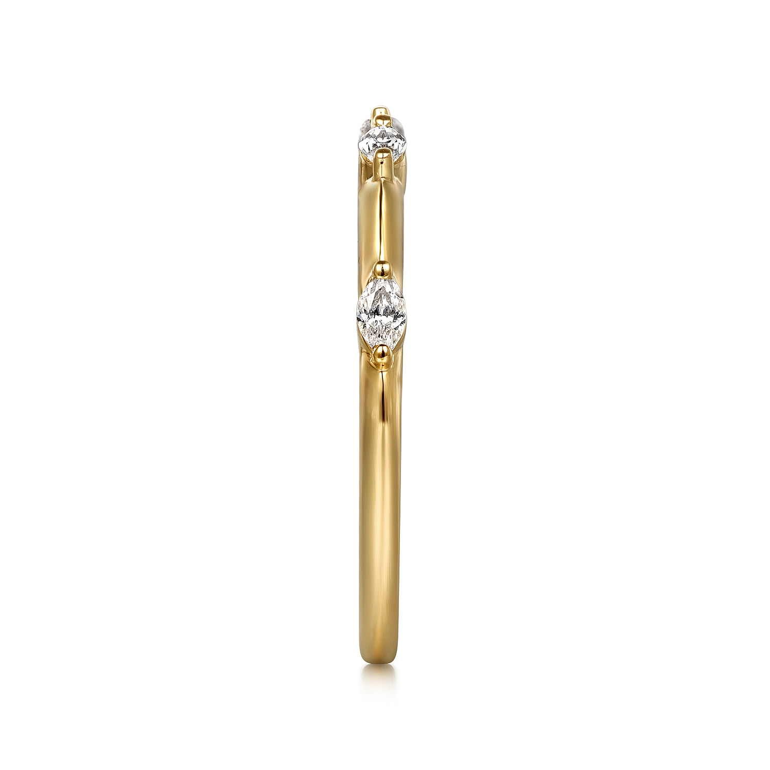 Diamond Wedding Band in 14K Yellow Gold, photograph 5