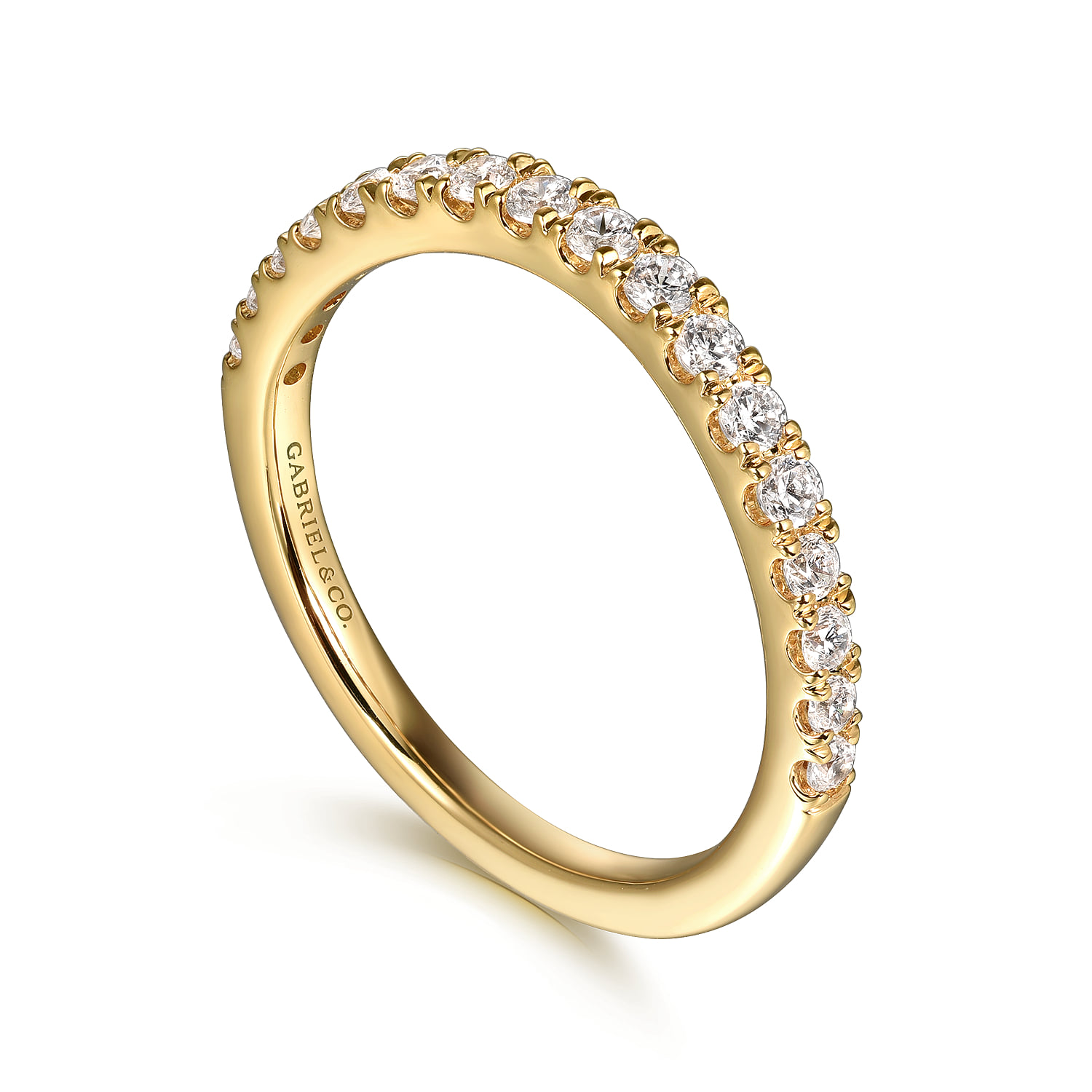 Diamond Wedding Band in 14K Yellow Gold, photograph 3