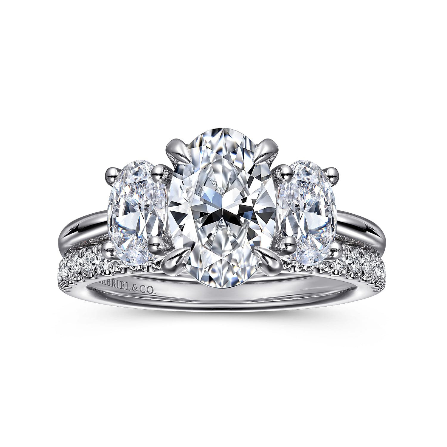 Diamond Wedding Band in 14K White Gold, photograph 4