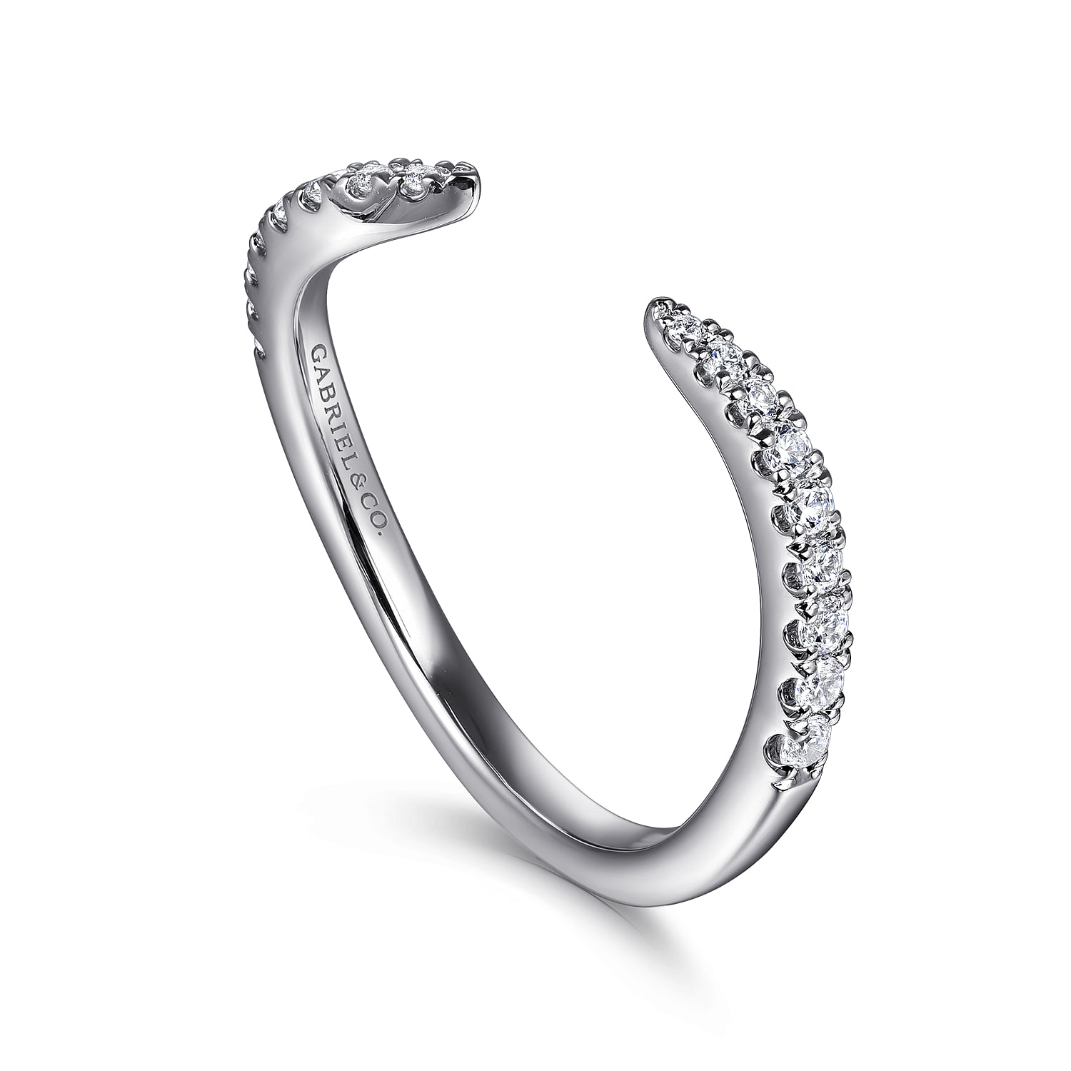 Diamond Wedding Band in 14K White Gold, photograph 3