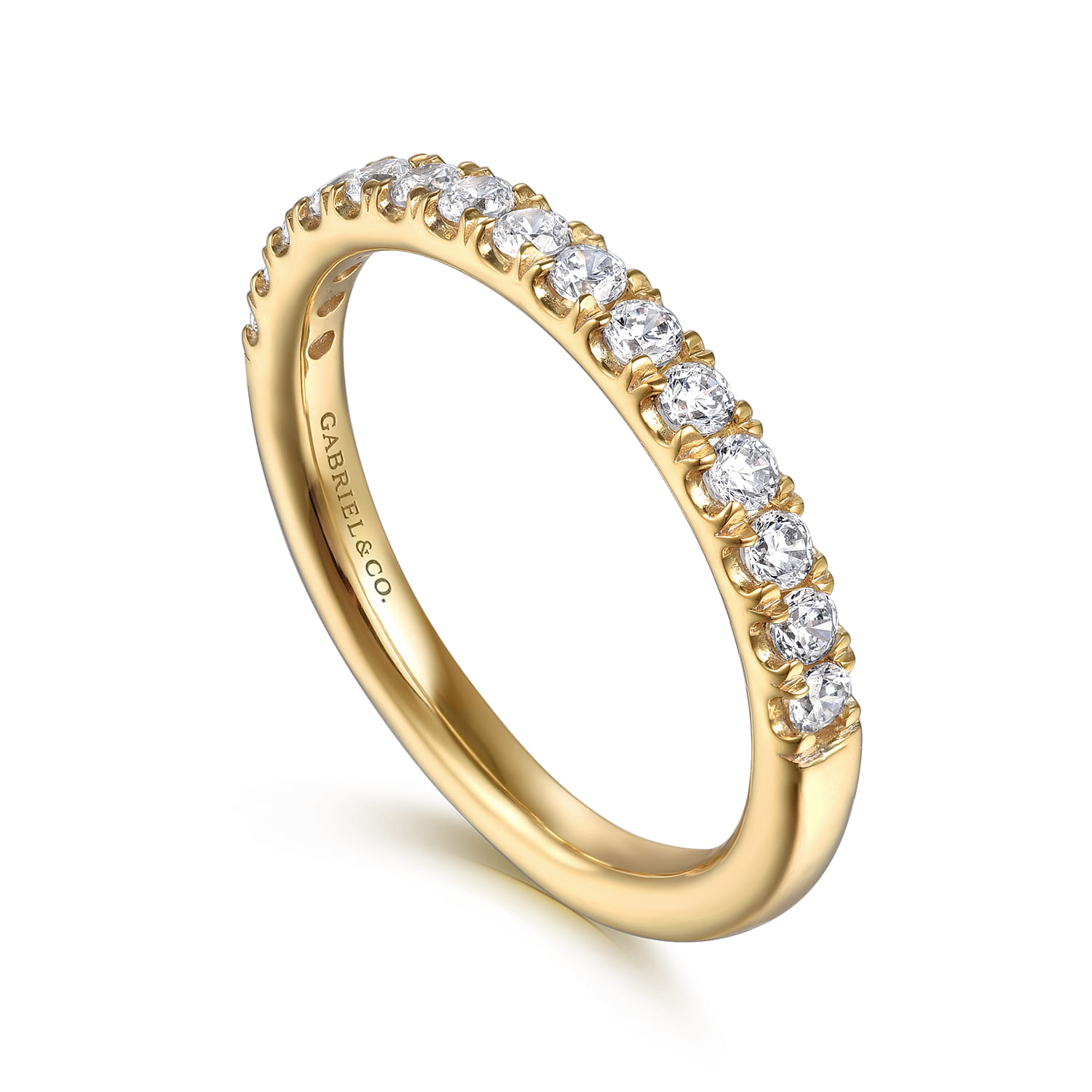 Diamond Wedding Band in 14K Yellow Gold, photograph 3