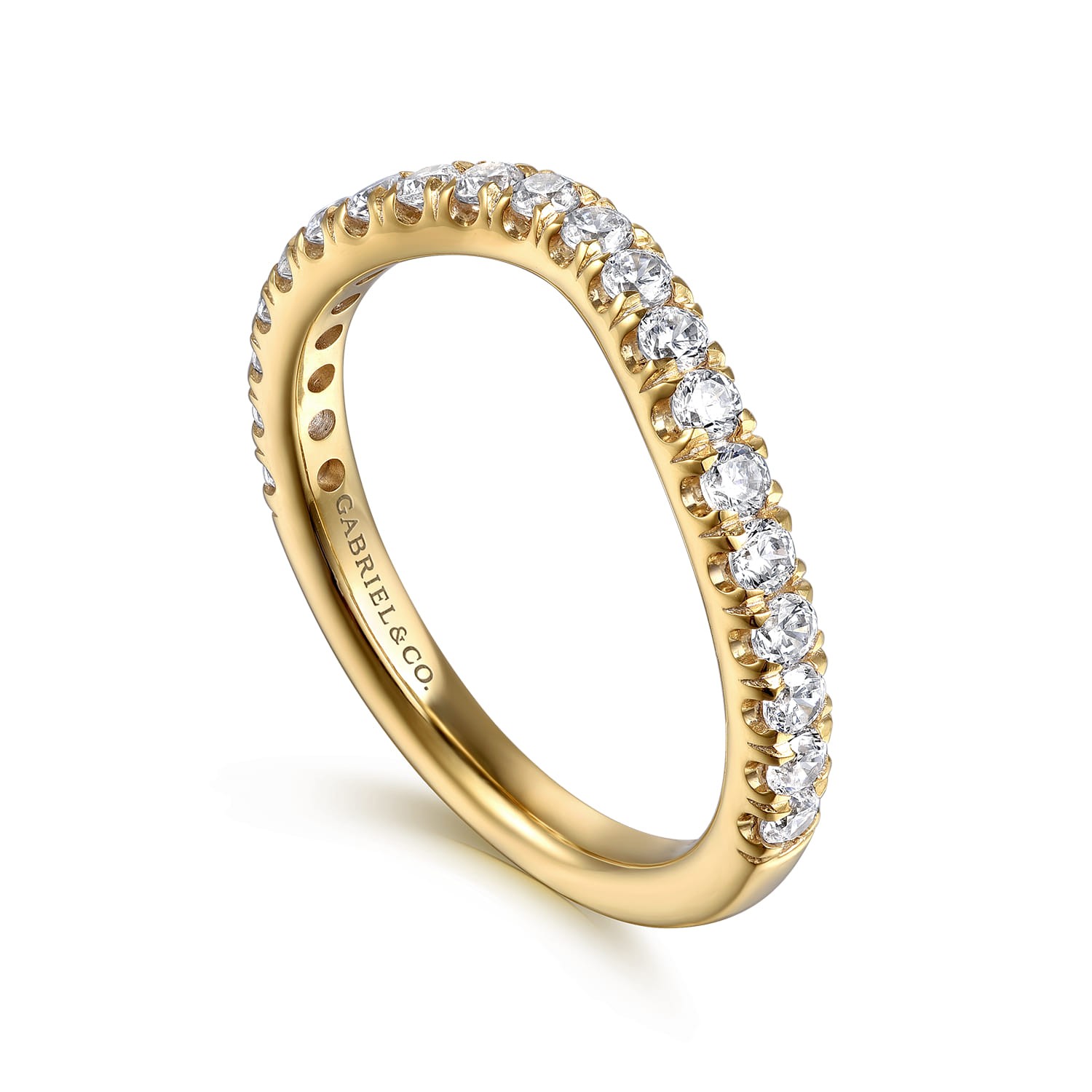Diamond Wedding Band in 14K Yellow Gold, photograph 3