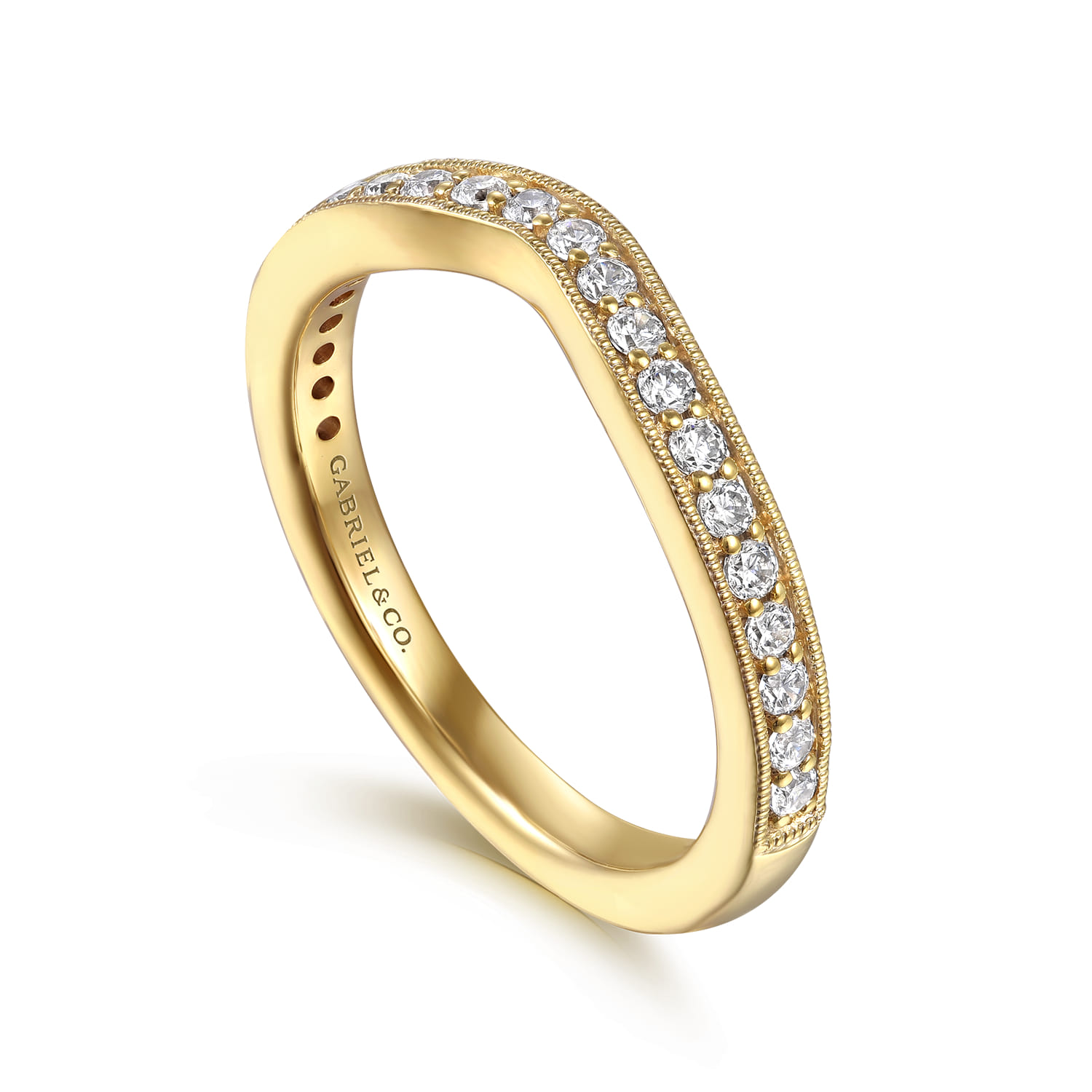Diamond Wedding Band in 14K Yellow Gold, photograph 3