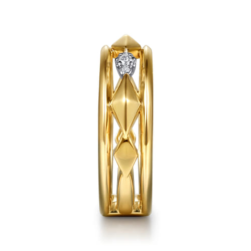 14K White And Yellow Gold Graduating Diamond Kite Shape Easy Stackable Ring 14K White And Yellow Gold Graduating Diamond Kite Shape Easy Stackable Ring