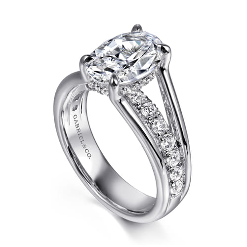 14K White Gold  Split Shank Oval Diamond Engagement Ring
