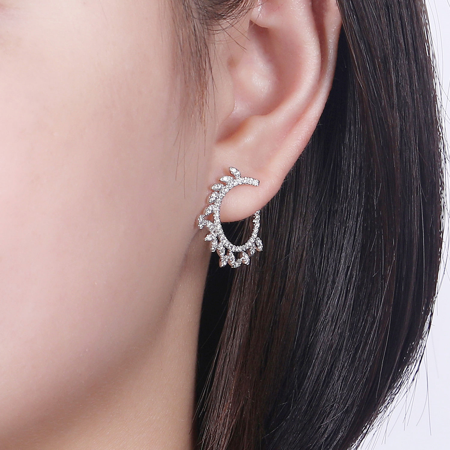 14K White Gold 20mm Intricate Diamond Hoop Earrings