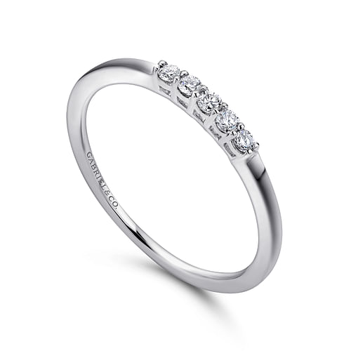 14K White Gold 5 Stone Shared Prong Diamond Wedding Band