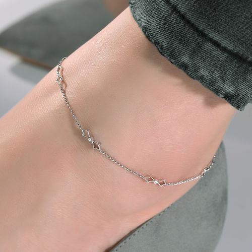 14K White Gold Ankle Bracelet with Open Leaf Diamond Stations