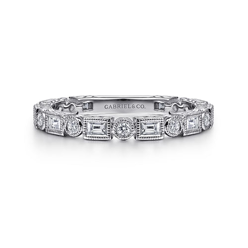 14K White Gold Baguette and Round Diamond Ring