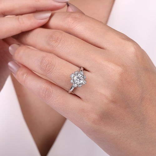 14K White Gold Bursting Halo Round Diamond Engagement Ring